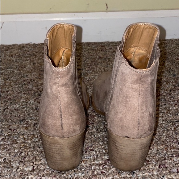 Womens Qupid Suede Ankle Booties - Picture 5 of 6